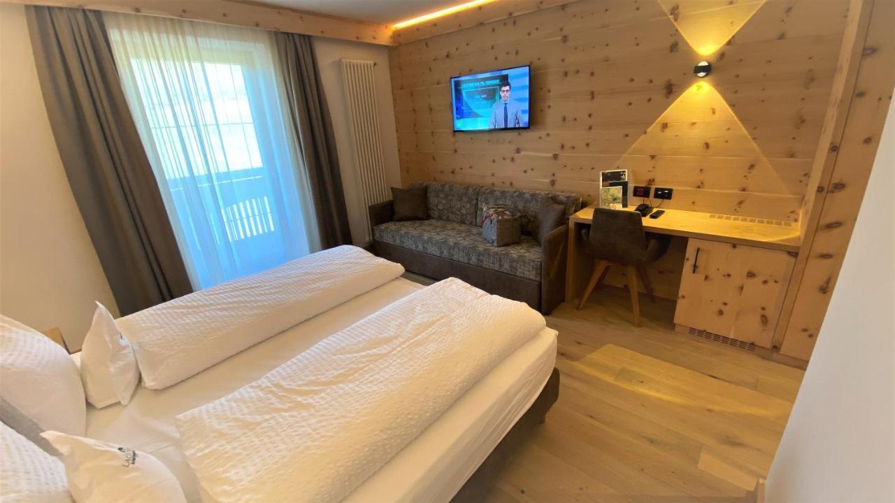 拉果莱度假温泉酒店 卡瓦莱塞 外观 照片